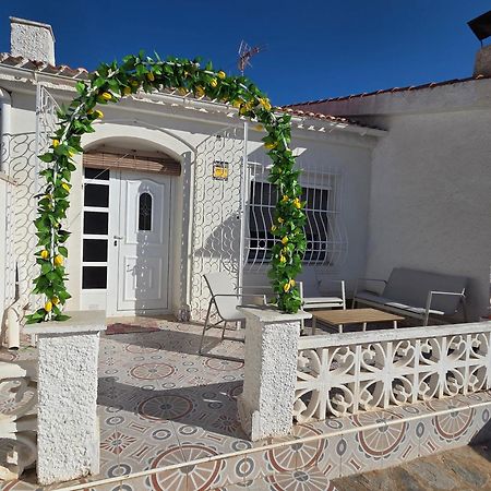 Holiday Apartments Τορεβιέχα Εξωτερικό φωτογραφία