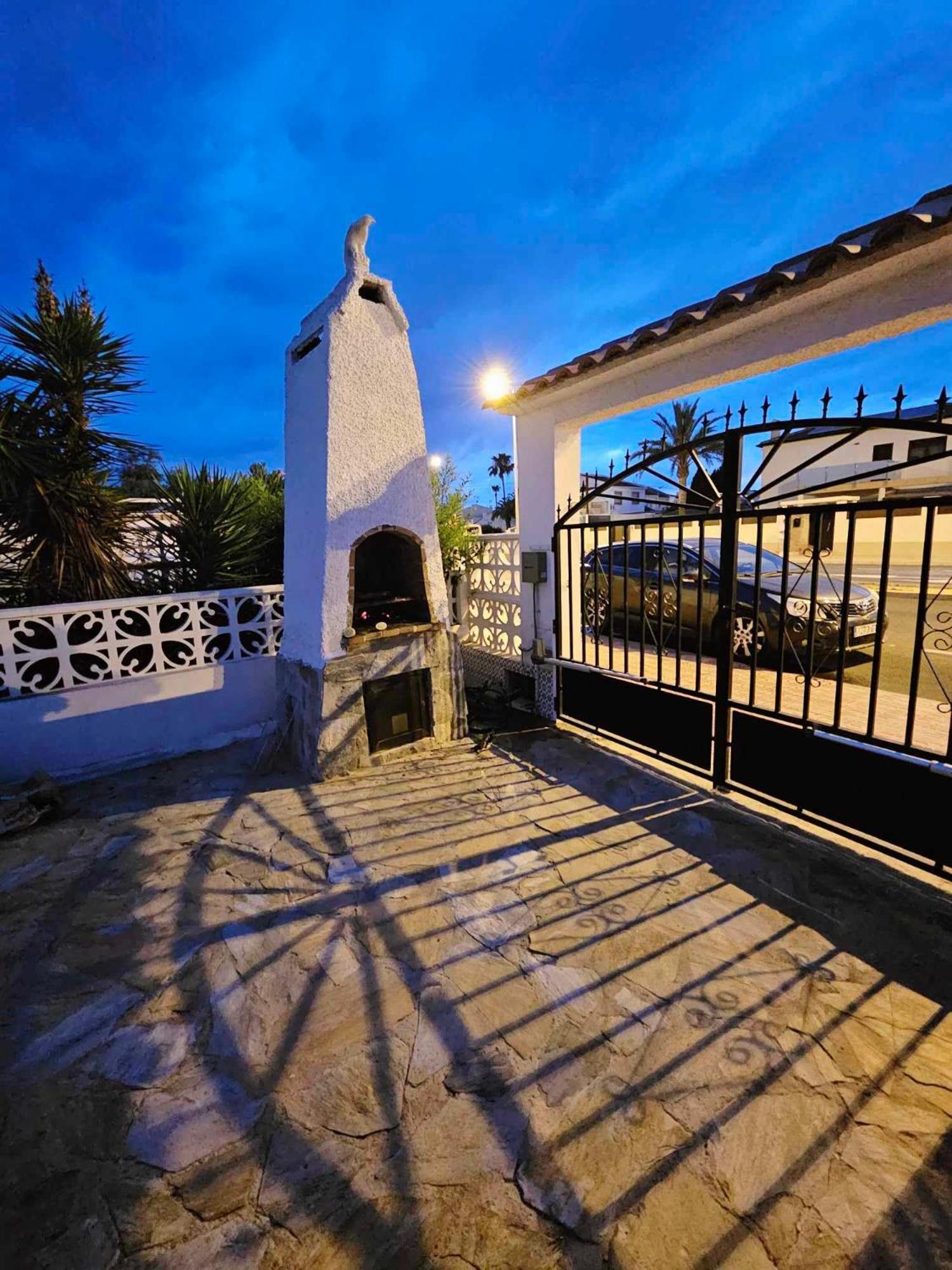 Holiday Apartments Τορεβιέχα Εξωτερικό φωτογραφία